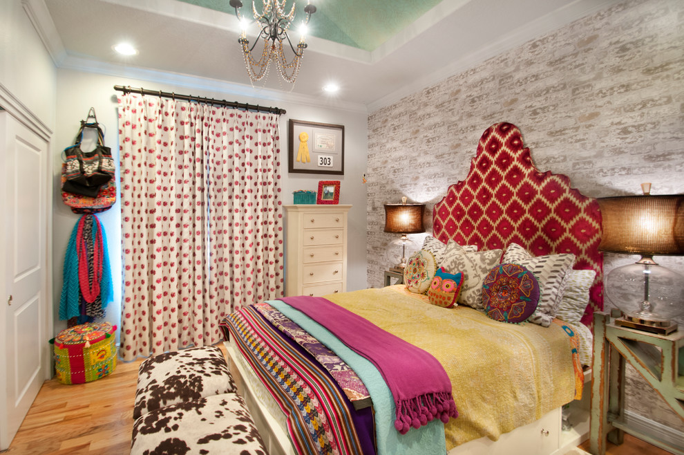 bedroom decorating ideas and designs Remodels Photos A.Clore Interiors Sanford Florida United States eclectic-bedroom-001