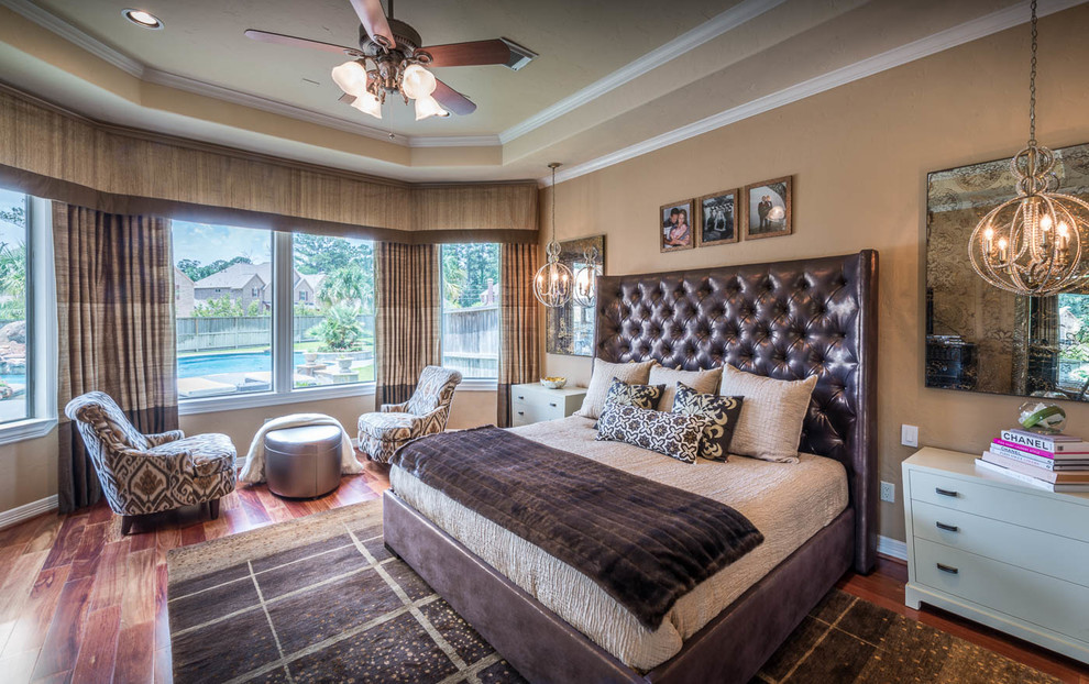 bedroom decorating ideas and designs Remodels Photos Eklektik Interiors Houston Texas united states transitional-bedroom