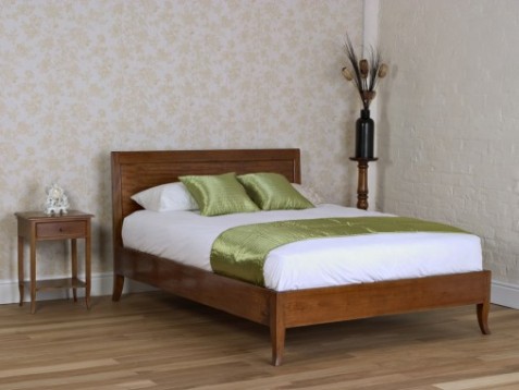 Sleigh Beds from Heirloom Beds