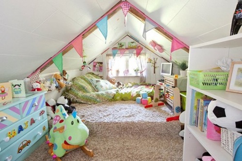 Have a ‘fun’ time decorating with the kids their room! 