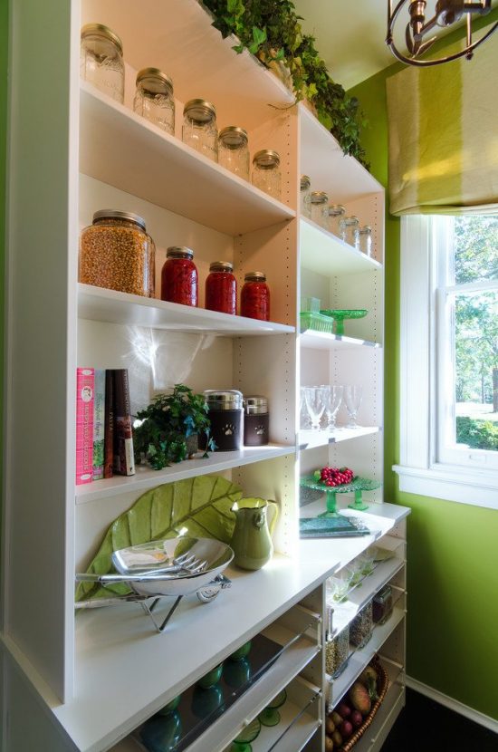 Useful ideas to help you organizing your pantry functionally and beautifully